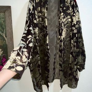 Burnout Velvet Floral Coverup 22/24 Lane Bryant Velour 2X 3X onesize